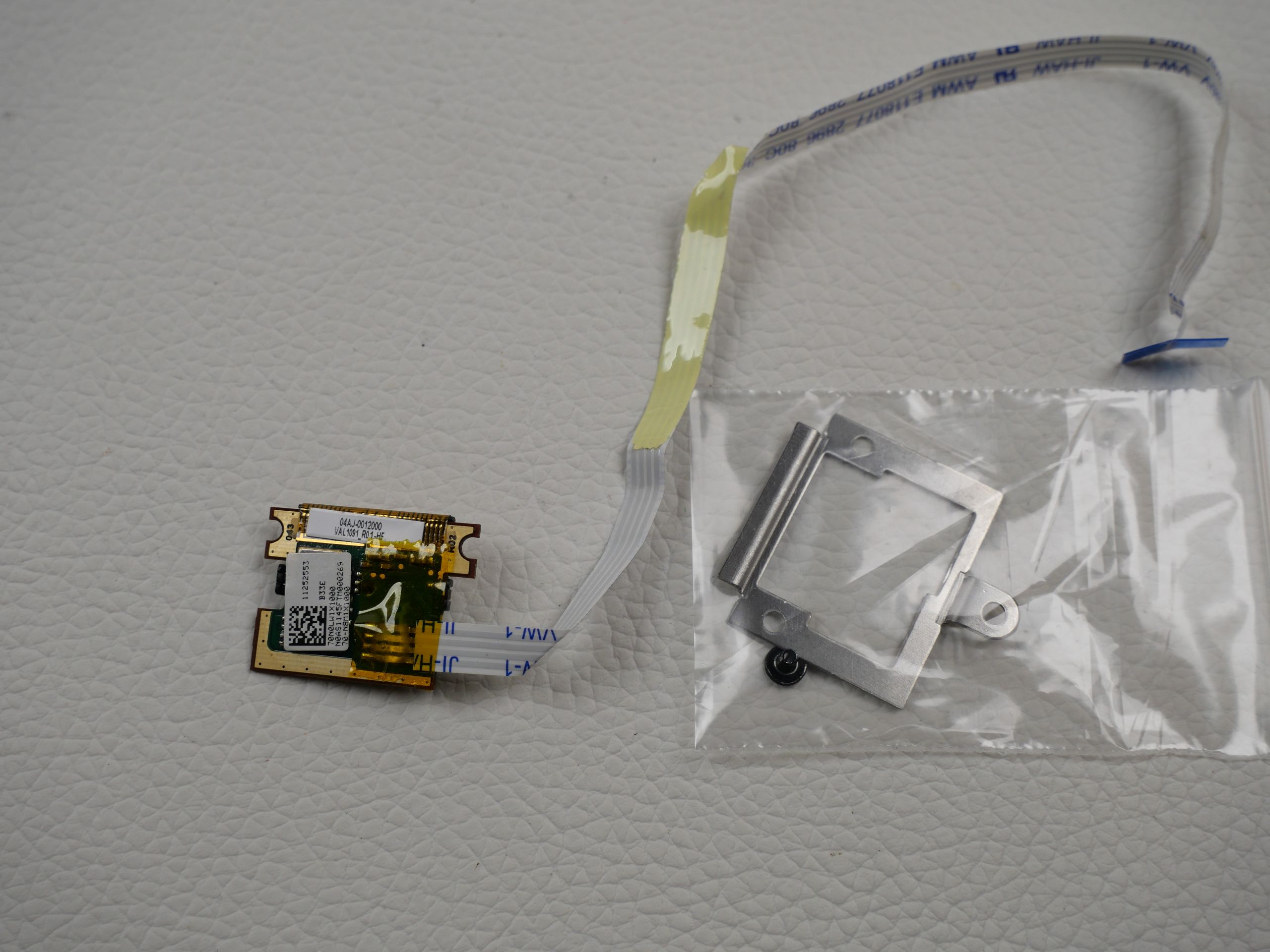 asus-b33e-ro026x-fingerprint-sensor-439-1