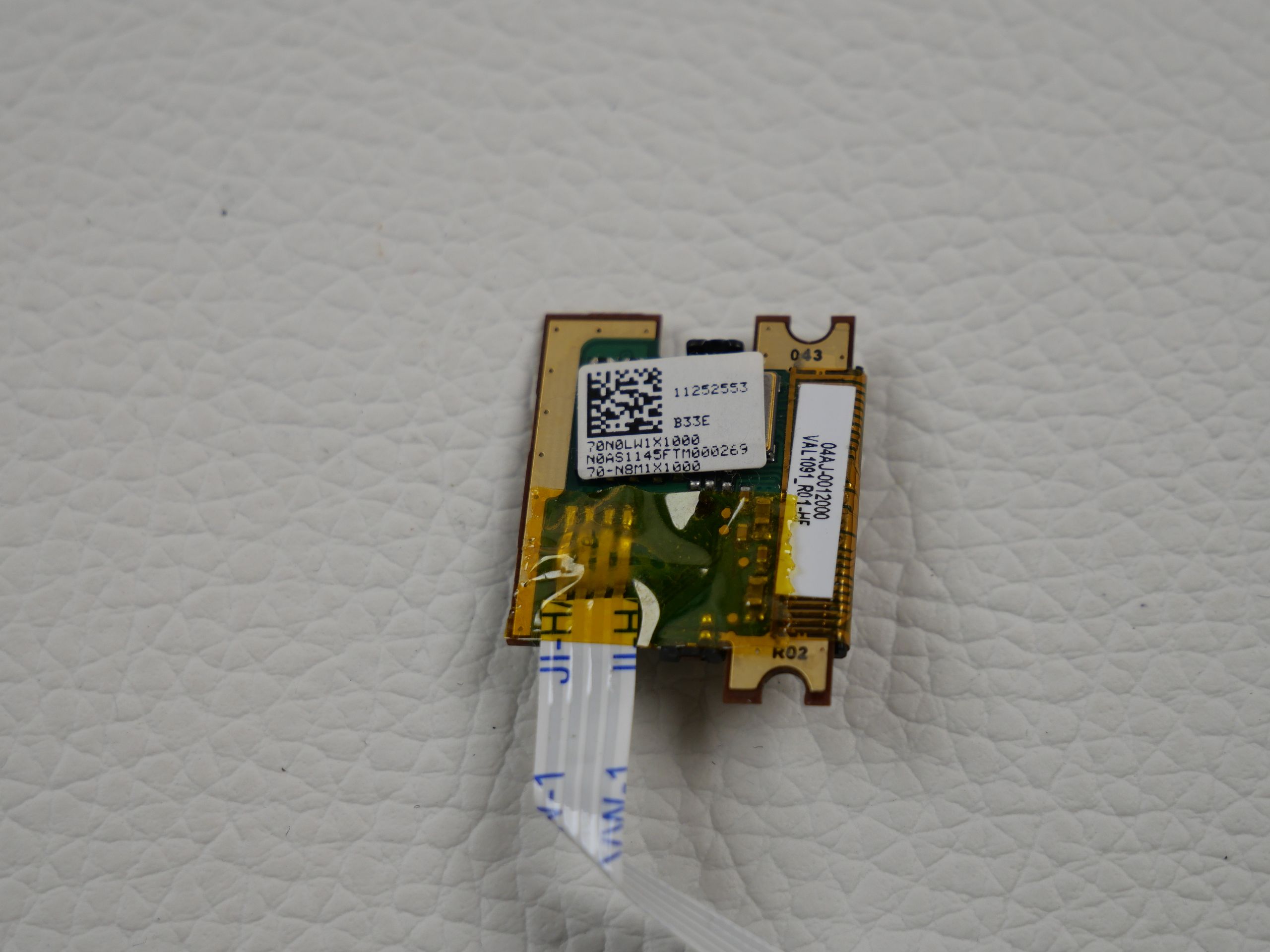 asus-b33e-ro026x-fingerprint-sensor-439-2