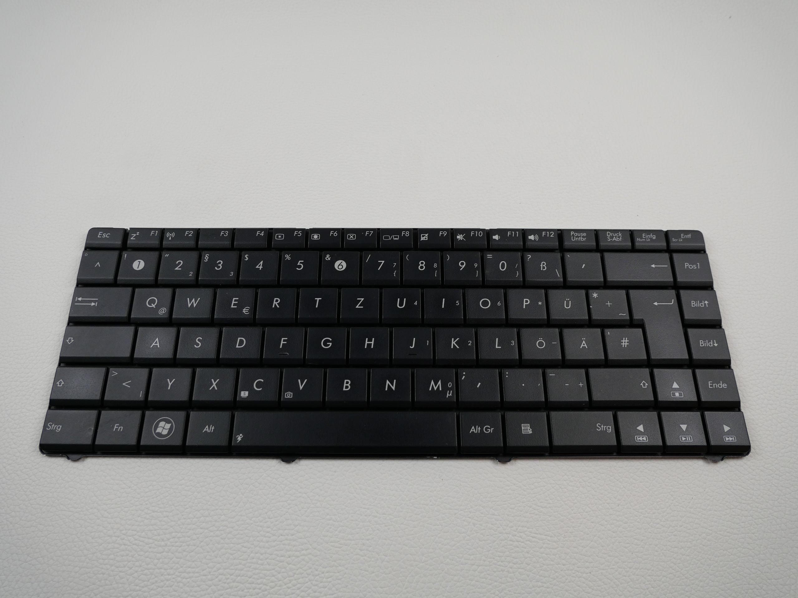 asus-b33e-ro026x-keyboard-446-1