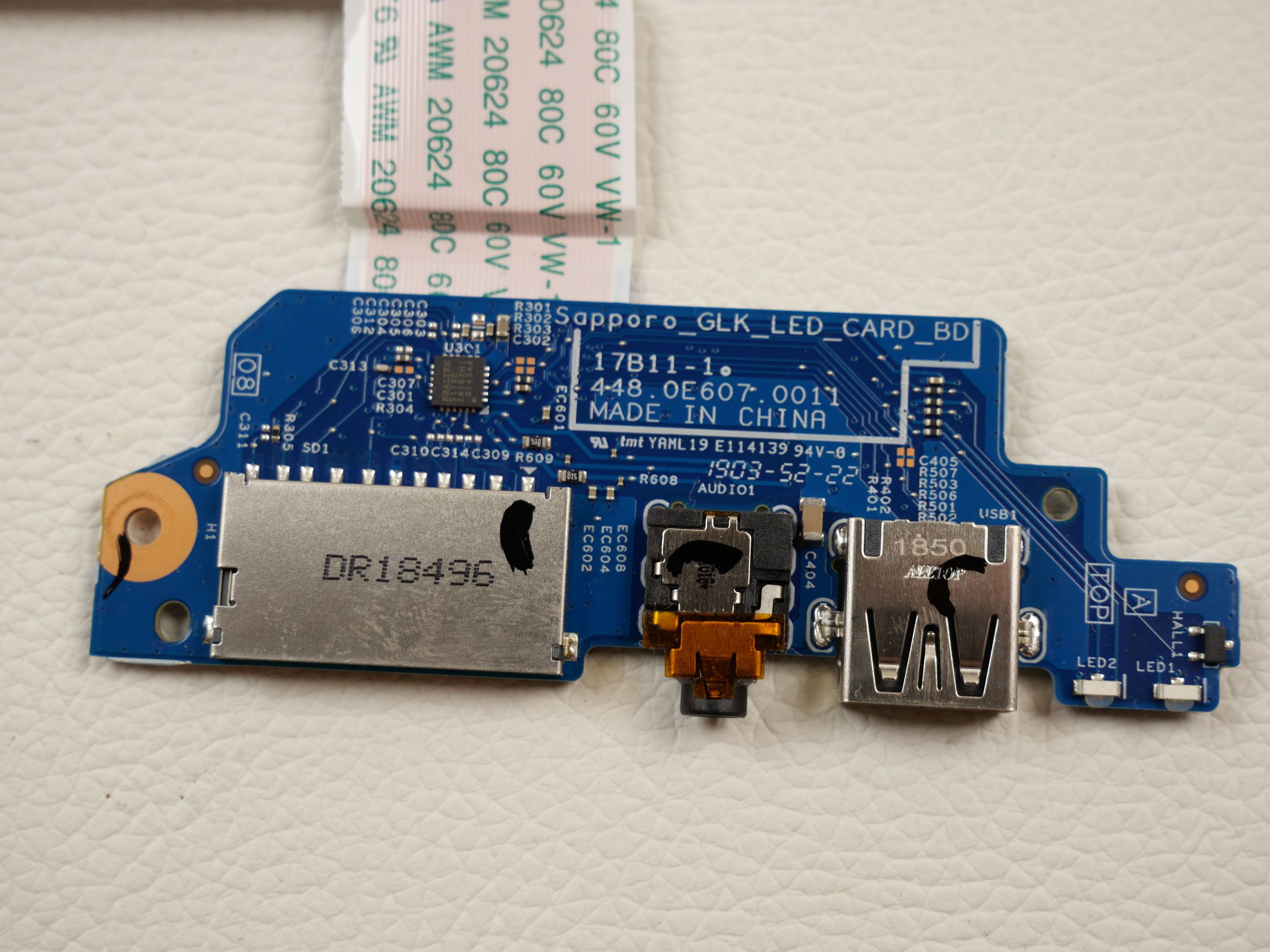 acer-swift-1-sf114-32-p80y-module-board-usb-connector-earphone-jack-sd-card-connection-954-3
