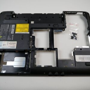 medion-akoya-p6613-case-bottom-1119-1