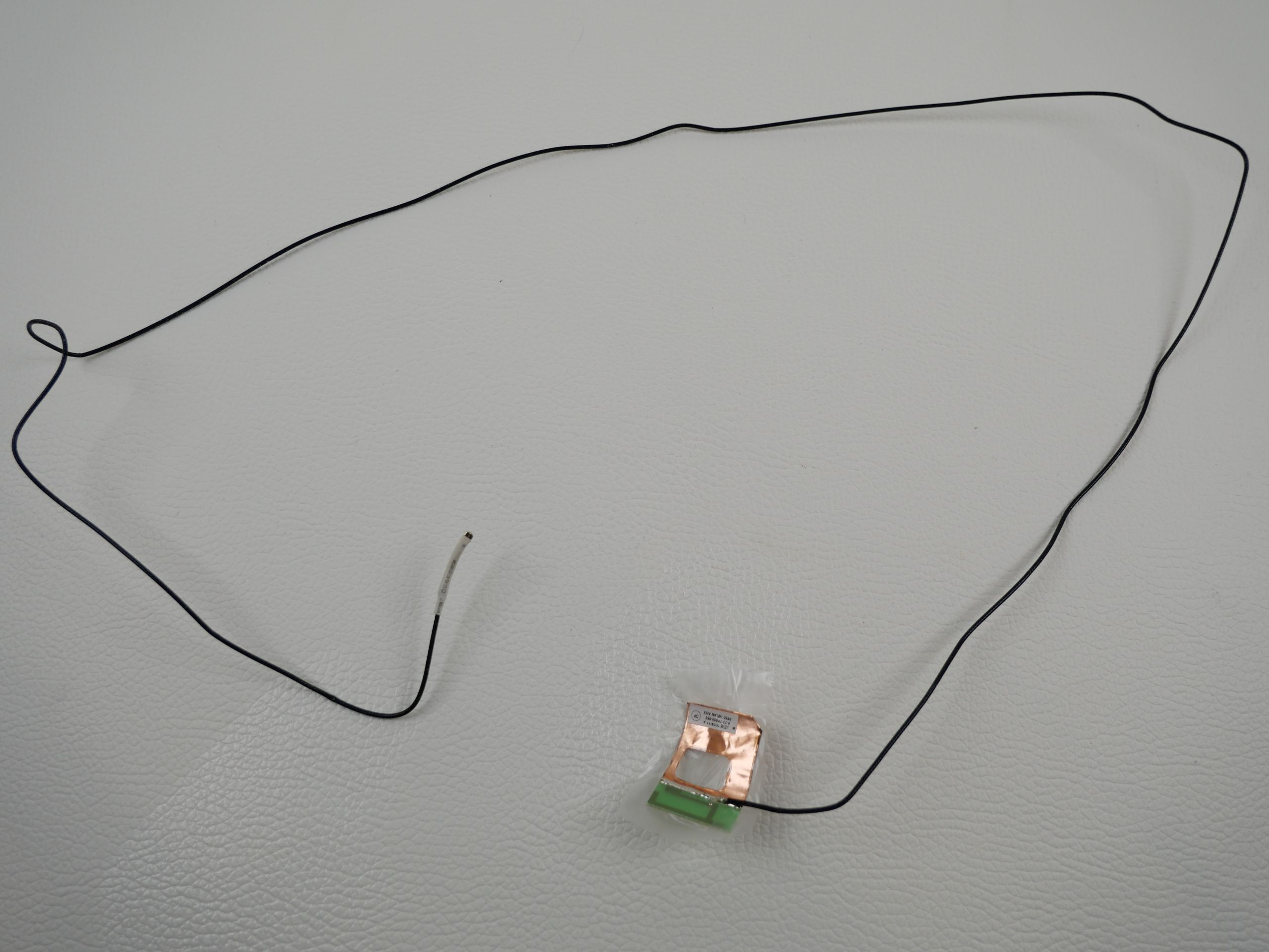 schenker-xmg-p506-clevo-p651rg-antenna-1864-1