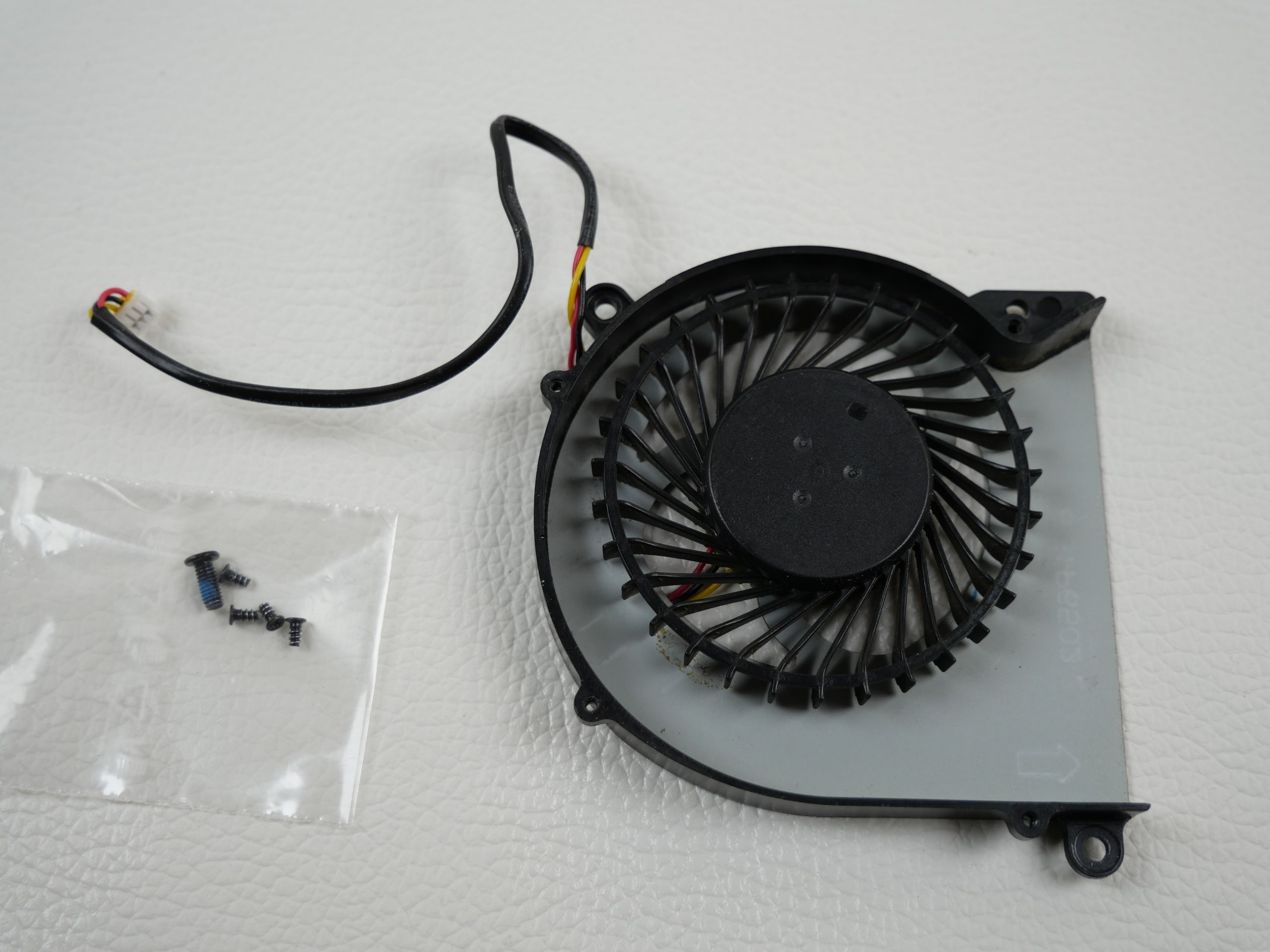 schenker-xmg-p506-clevo-p651rg-gpu-fan-1859-1