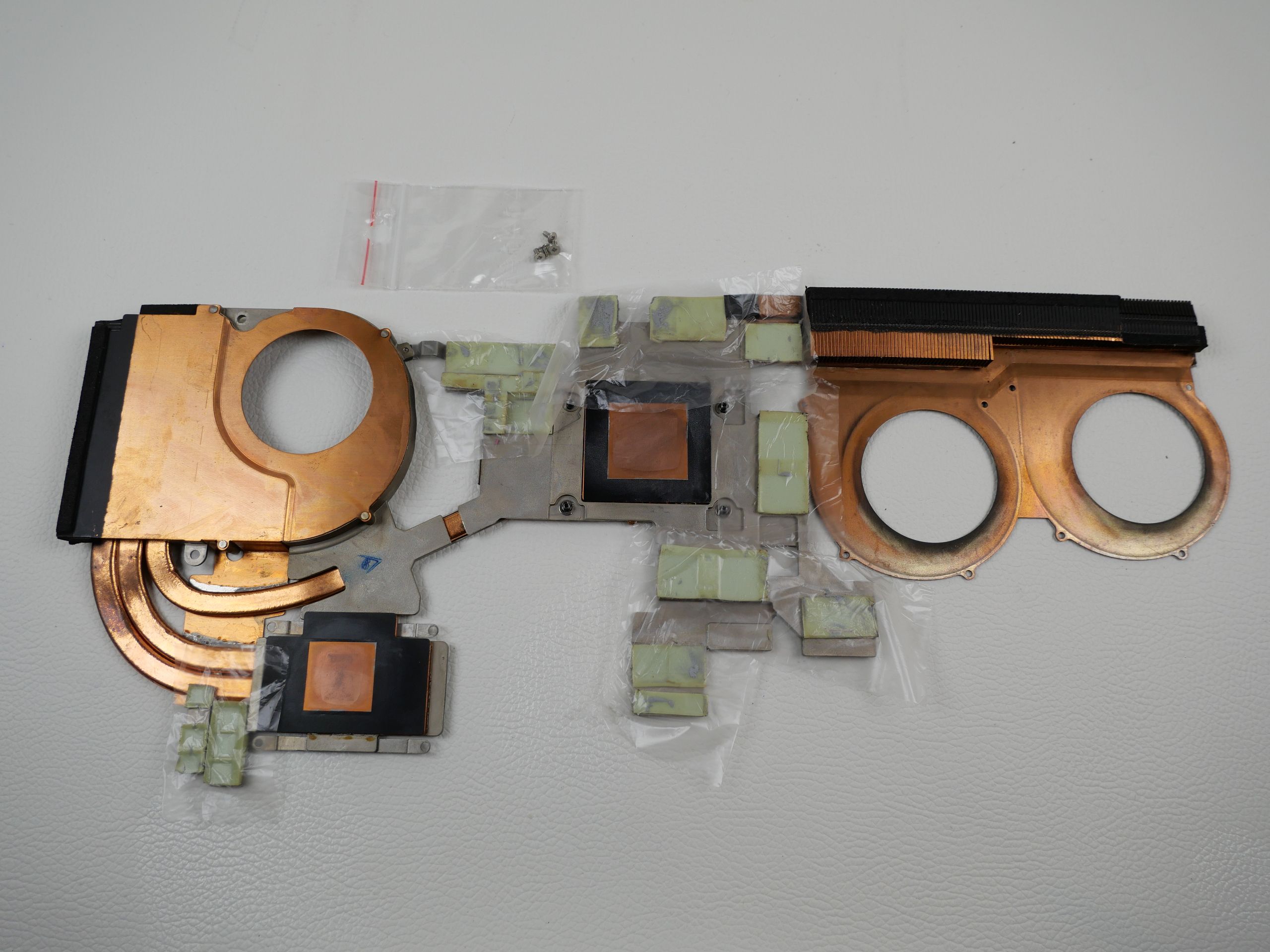 schenker-xmg-p707-clevo-p671hs-cpu-gpu-cooler-heatsink-1954-1