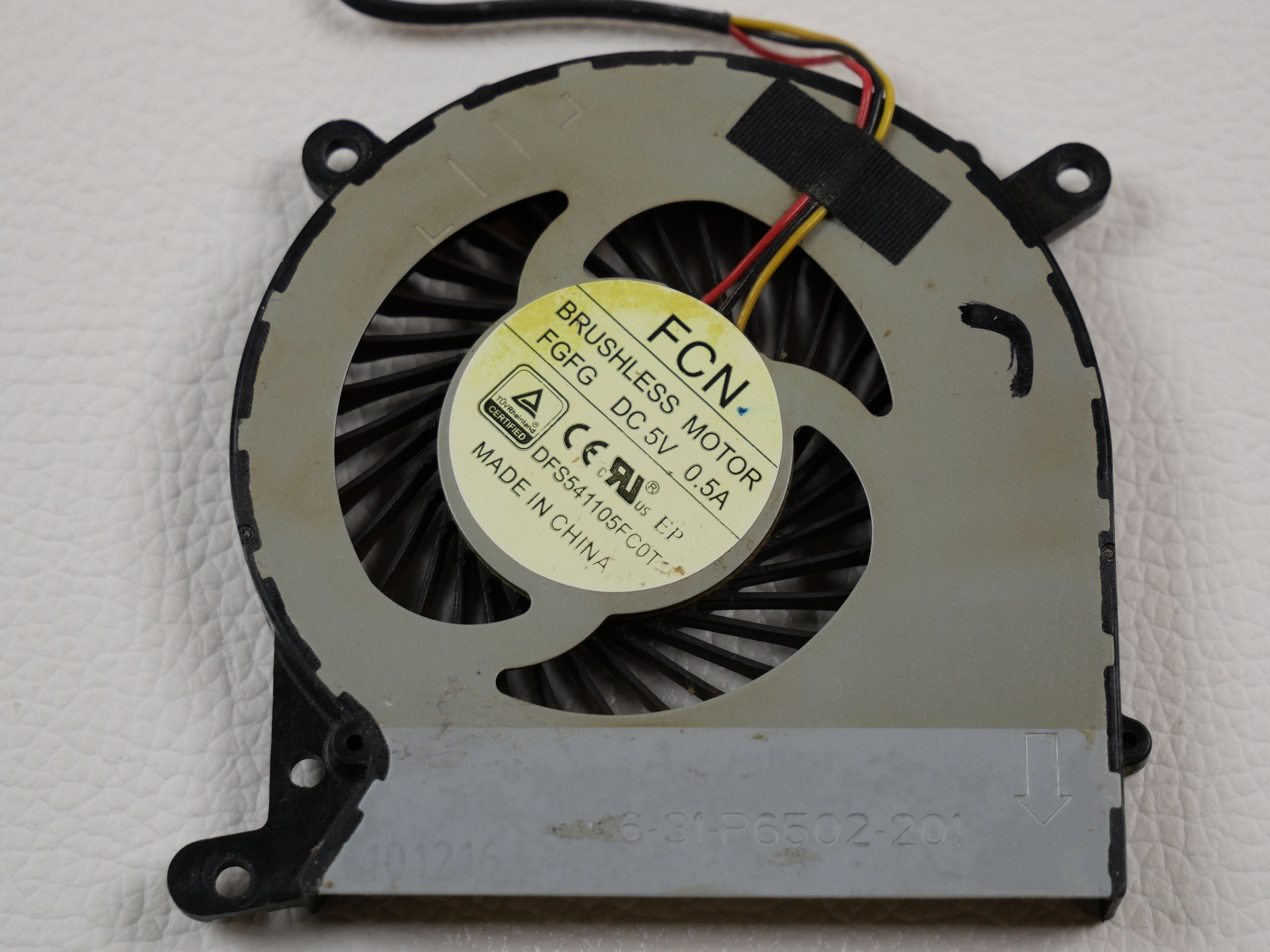 schenker-xmg-p707-clevo-p671hs-gpu-fan-1957-2
