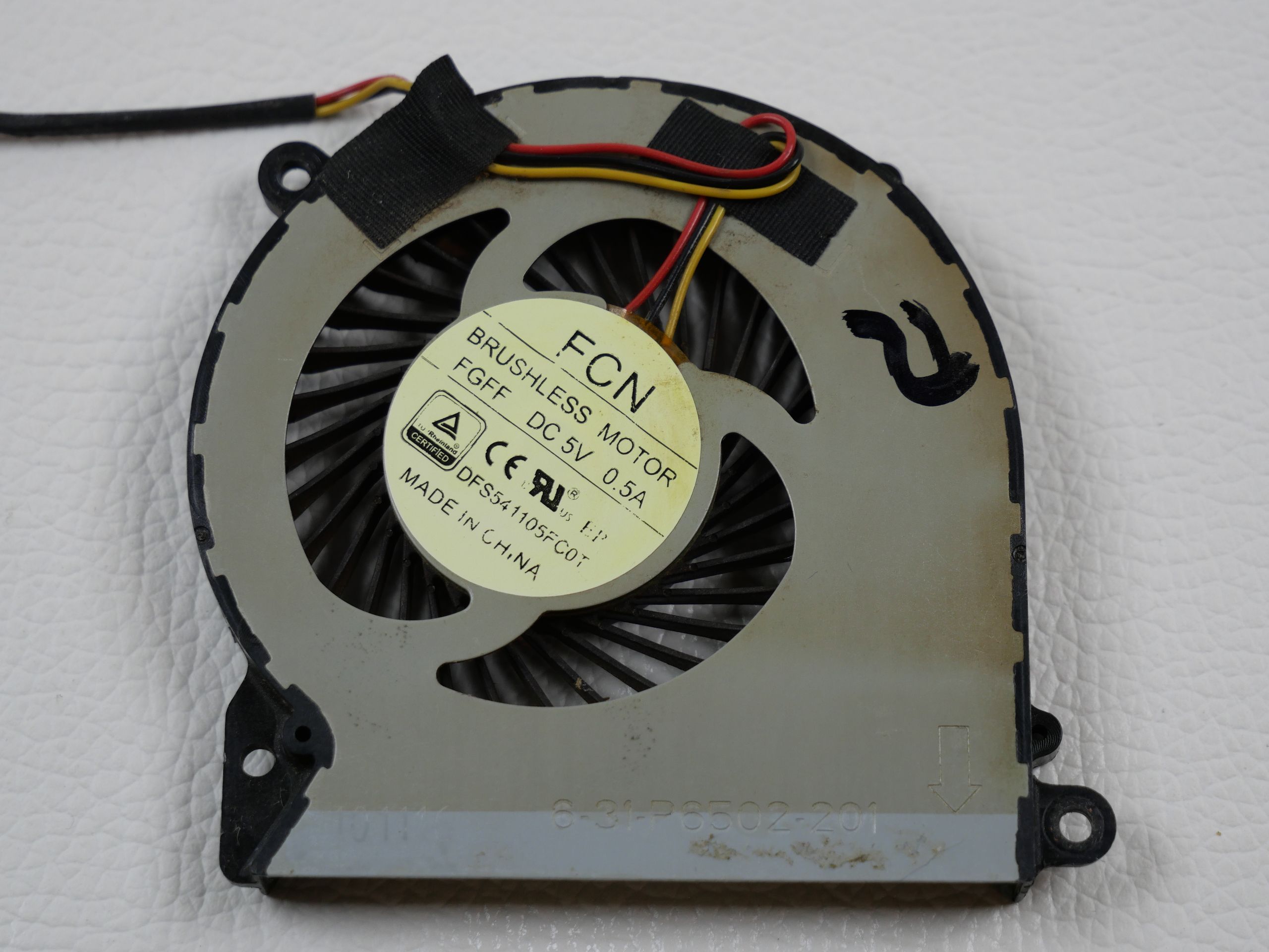 schenker-xmg-p707-clevo-p671hs-gpu-fan-1958-2