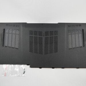schenker-xmg-a706-5uv-clevo-n170rd-access-panel-door-cover-2226-1